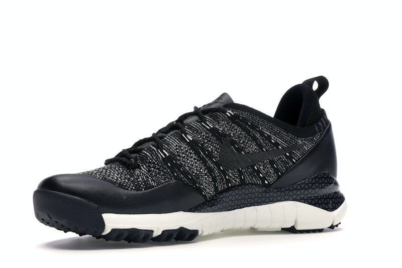 Nike Lupinek Flyknit Low Sail/Black-Anthracite