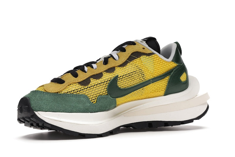 Nike Vaporwaffle sacai Tour Yellow Stadium Green