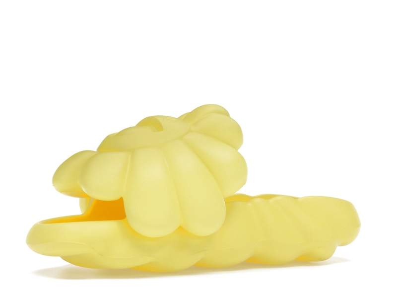 Takashi Murakami Ohana Full-Bloom Slide Blazing Yellow