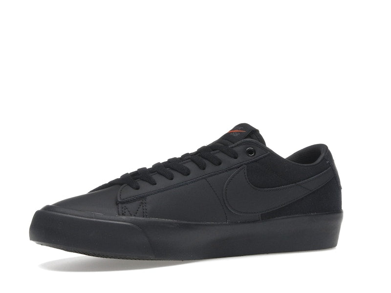 Nike SB Zoom Blazer Low Pro GT ISO Triple Black