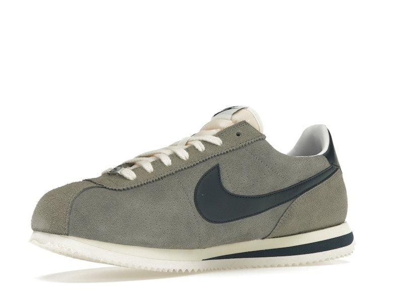 Nike Cortez size? Exclusive Grey