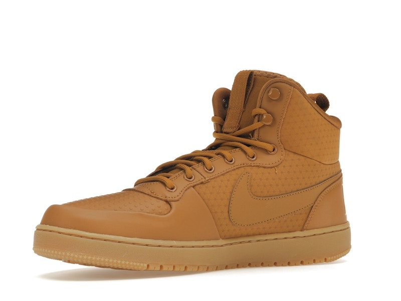 Nike Court Borough Mid Winter Wheat