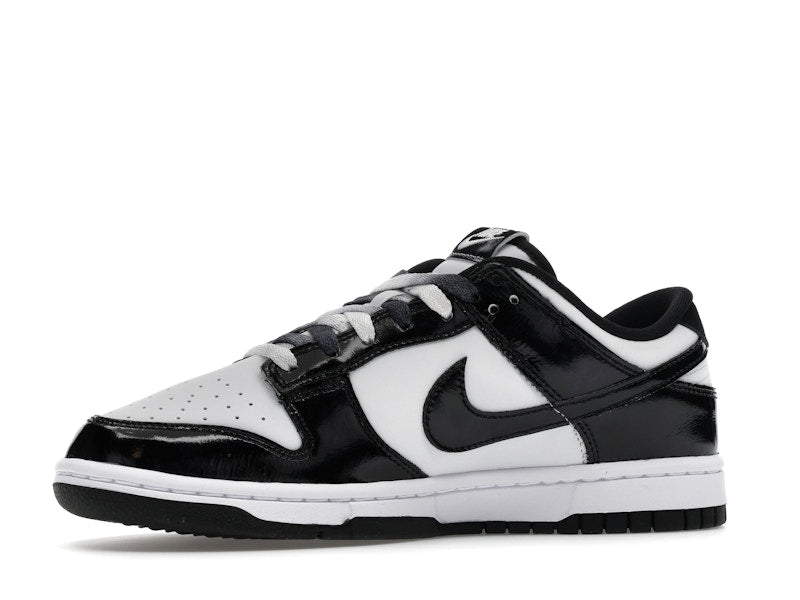Nike Dunk Low SE Panda