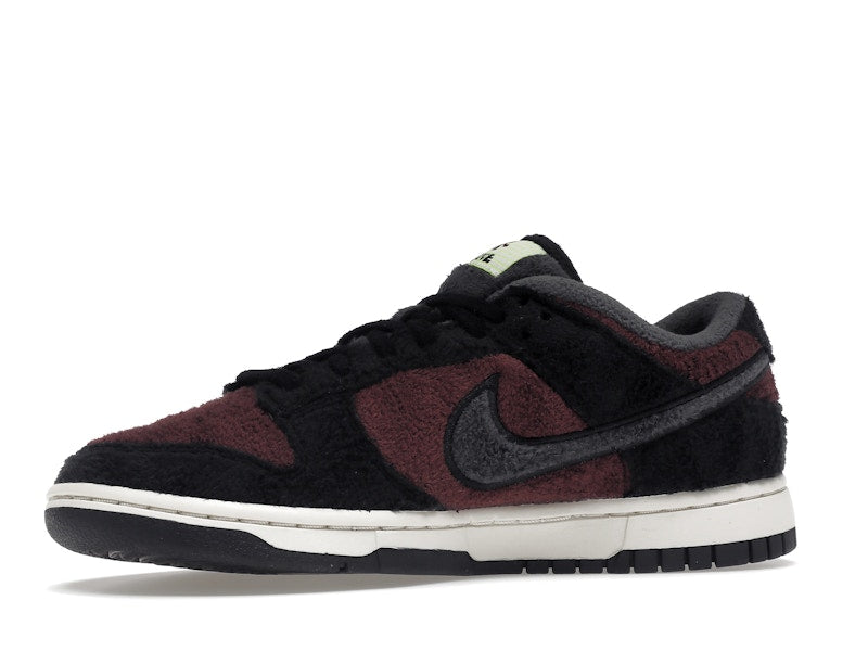 Nike Dunk Low SE Fleece Pack Burgundy Crush (Women's)