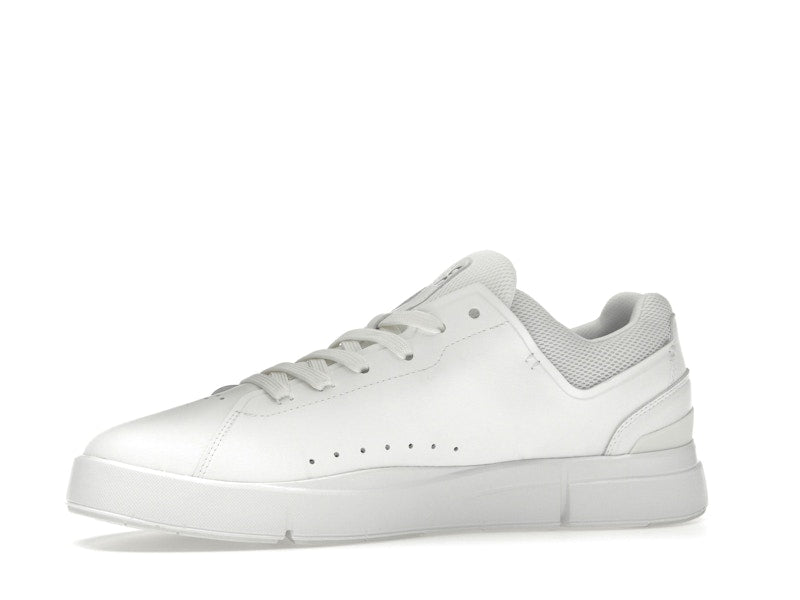 On The Roger Advantage All White (Women's)