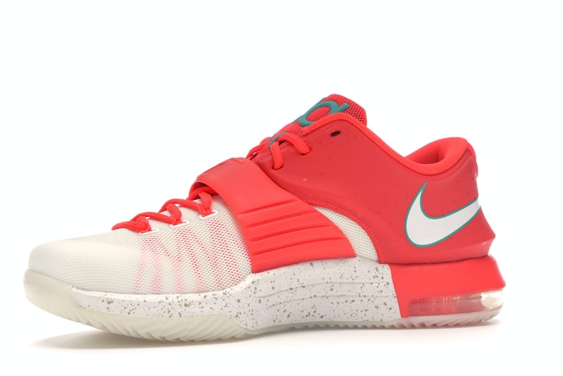 Nike KD 7 Christmas Eggnog