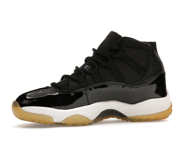 Jordan 11 Retro Space Jam (2000)