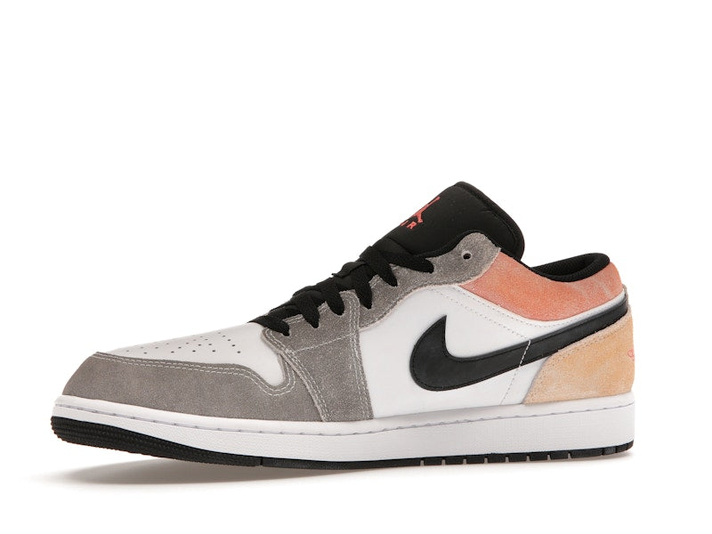 Jordan 1 Low SE Flight Club