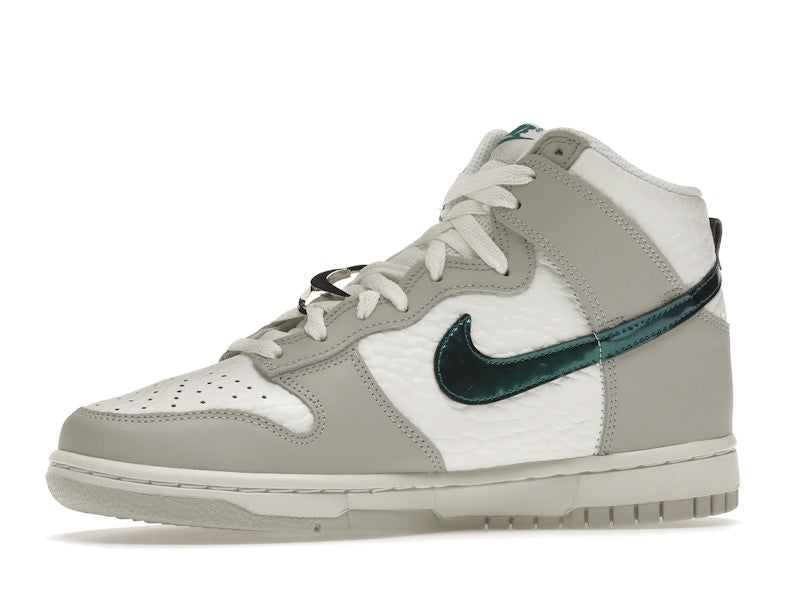 Nike Dunk High FLS (Women's)