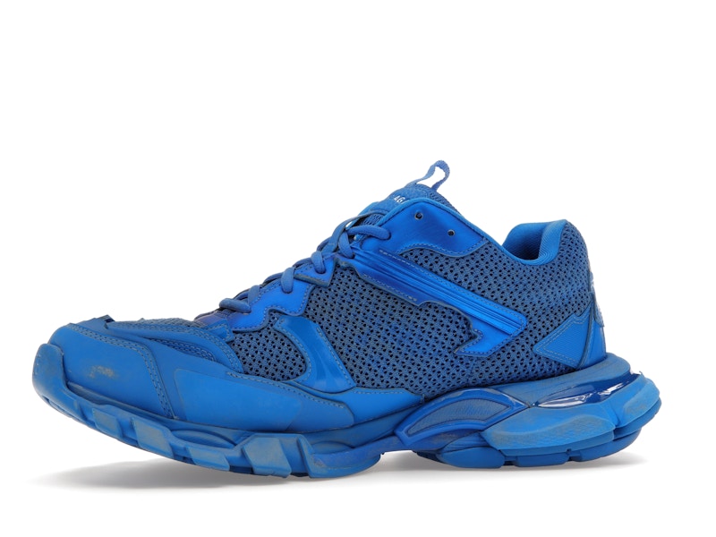 Track.3 Blue