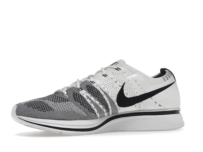 Nike Flyknit Trainer White Black