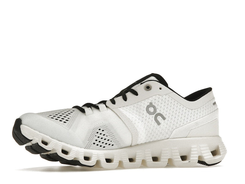 On Running Cloud X White Black (Women's)