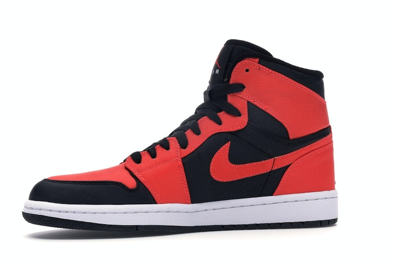 Jordan 1 Retro Max Orange