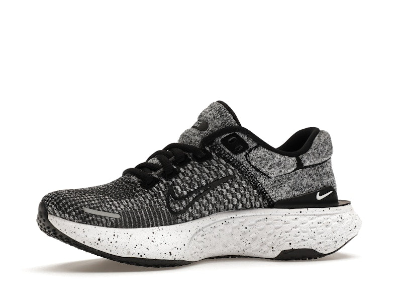 Nike ZoomX Invincible Run Flyknit 2 Oreo (Women's)