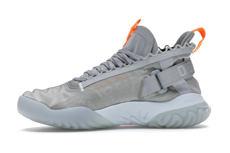 Jordan Proto React Wolf Grey Total Orange