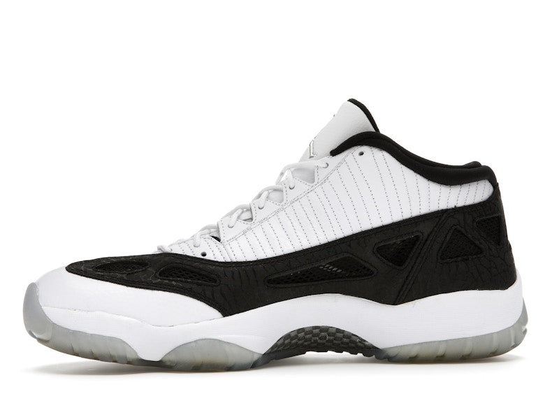 Jordan 11 Retro Low IE White/Black (2011)