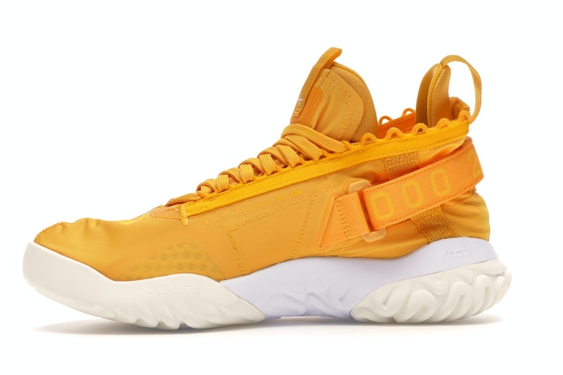 Jordan Proto React University Gold White