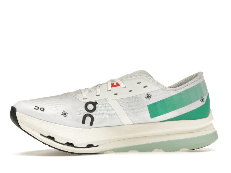 On CloudBoom Echo 3 Undyed White Mint