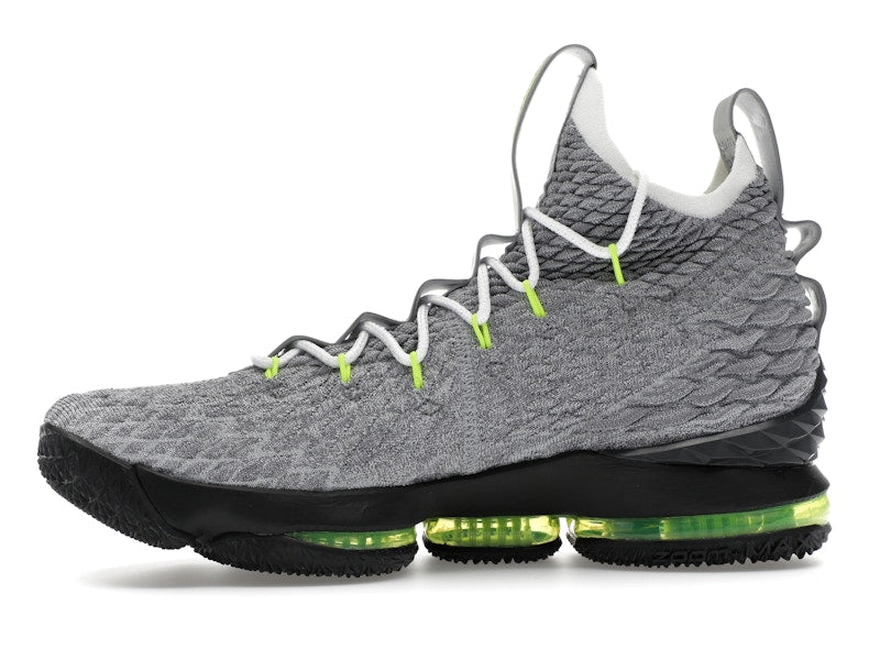 Nike LeBron 15 Air Max 95
