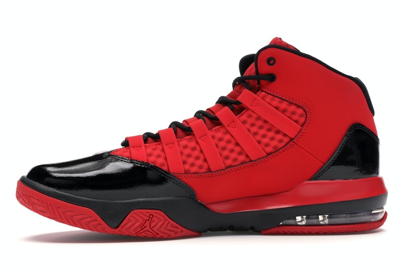 Jordan Max Aura Red Black