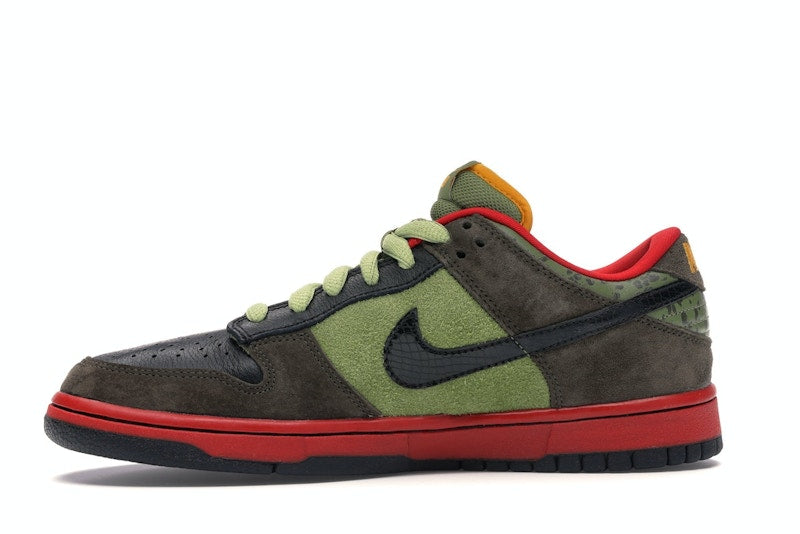 Nike SB Dunk Low Asparagus