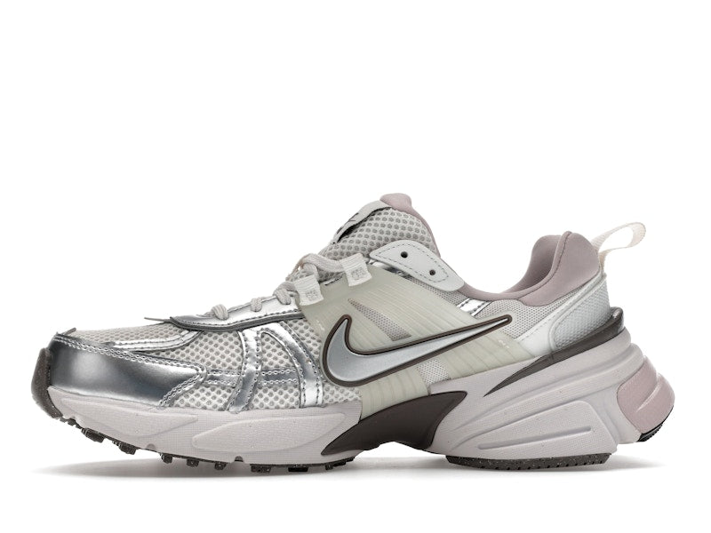 Nike V2K Run Platinum Tint Summit White Cave Stone Metallic Silver (Women's)