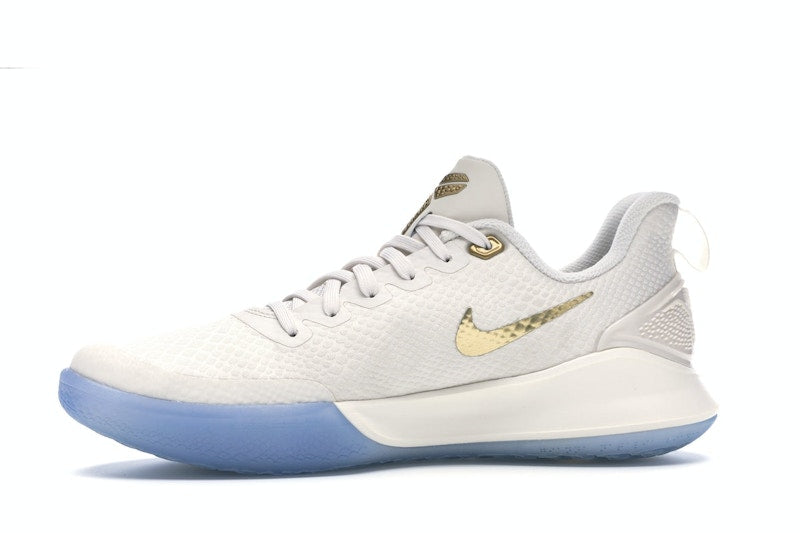 Nike Mamba Focus Metallic Gold