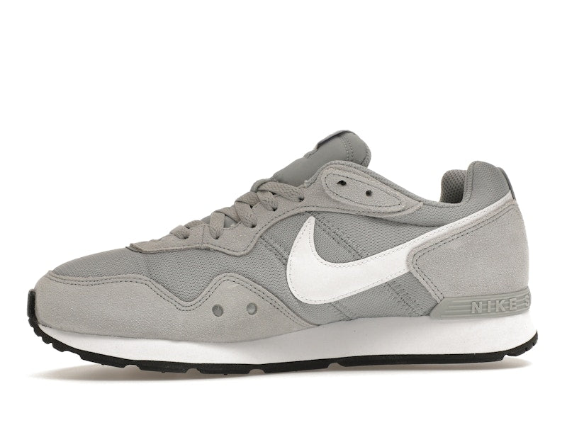 Nike Venture Runner Wide Light Smoke Grey
