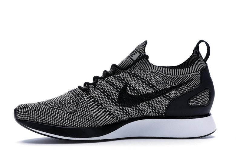 Nike Mariah Flyknit Racer Pale Grey Solar Red