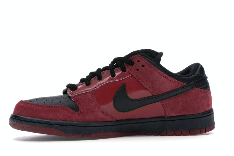Nike SB Dunk Low Milli Vanilli