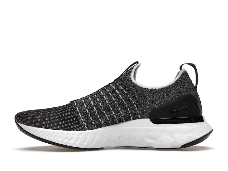 Nike React Phantom Run Flyknit 2 Oreo (Women's)