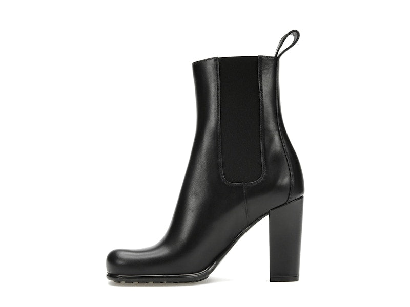 Bottega Veneta Storm Moulded Toe Leather Chelsea Boot Black (Women's)