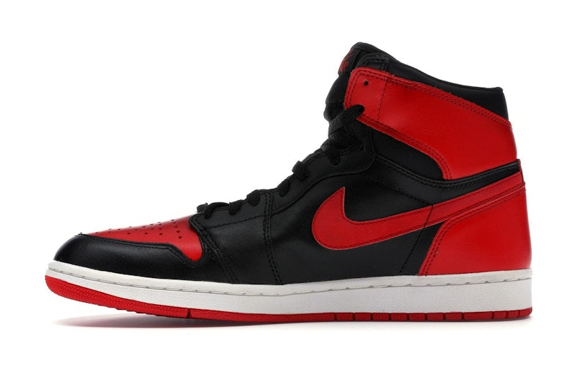 Jordan 1 Retro Bred (2001)