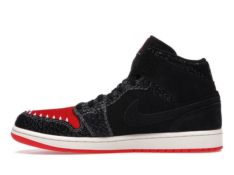 Jordan 1 Mid SE Siempre Familia