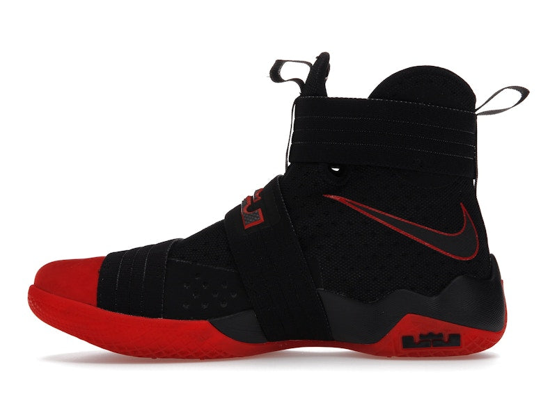 Nike LeBron Zoom Soldier 10 Un-Cleated