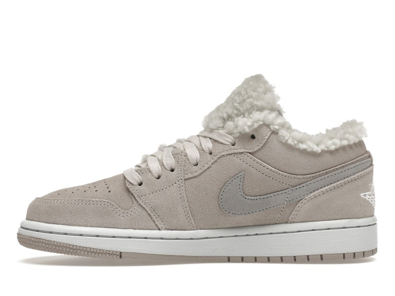 Jordan 1 Low SE Sherpa Fleece (Women's)