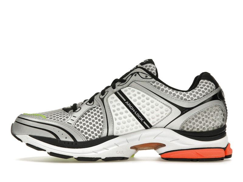 Saucony ProGrid Triumph 4 Highsnobiety Silver