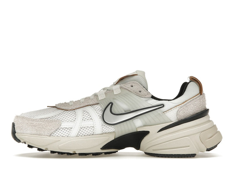 Nike V2K Run Summit White Light Orewood Brown (Women's)