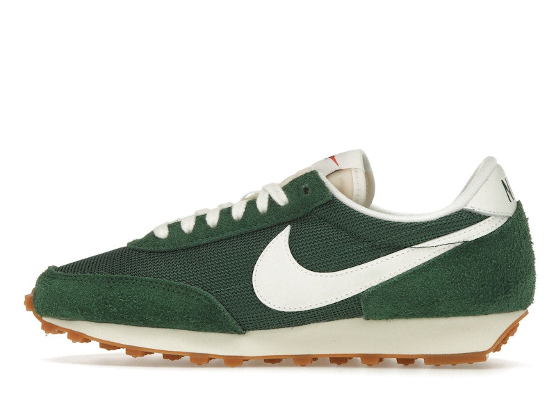 Nike Daybreak Vintage Fir (Women's)