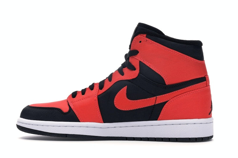 Jordan 1 Retro Max Orange