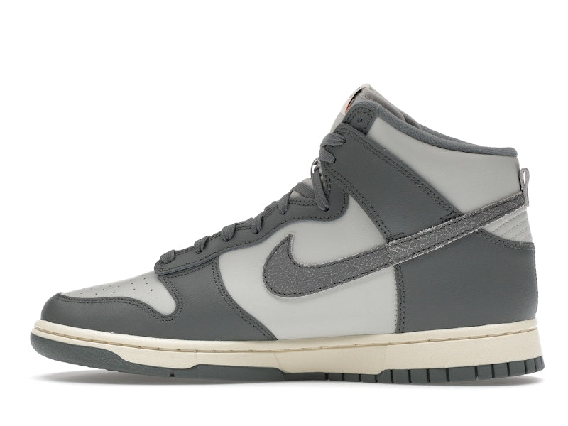 Nike Dunk High Vintage Light Bone Grey