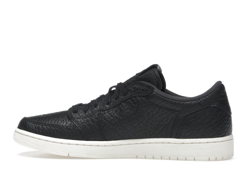 Jordan 1 Retro Low Swooshless Black (2025)