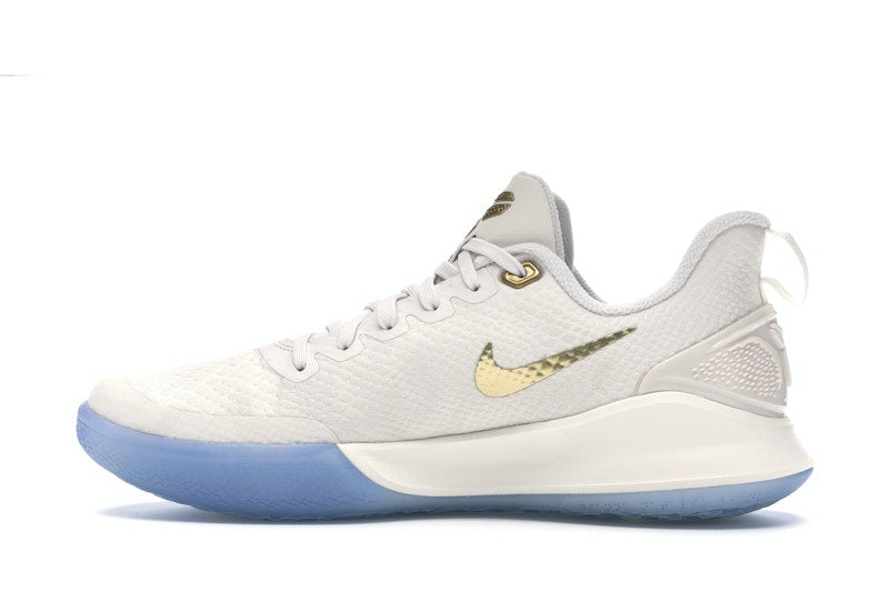 Nike Mamba Focus Metallic Gold