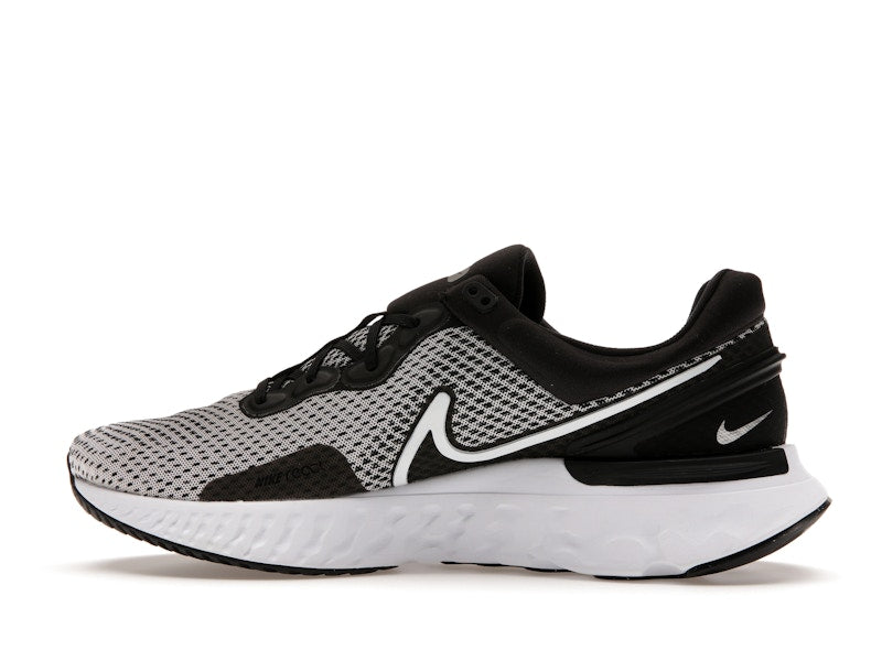 Nike React Miler 3 Black Metallic Silver
