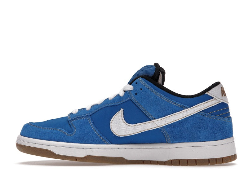 Nike SB Dunk Low Street Fighter Chun Li