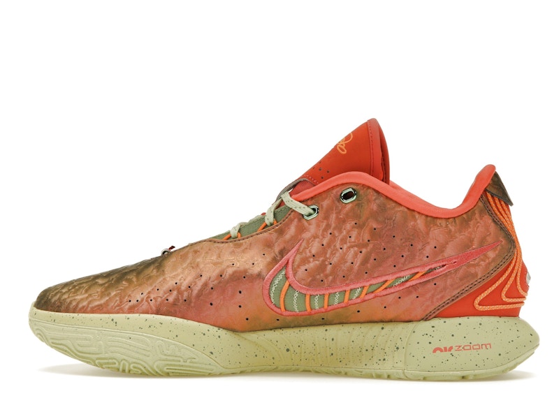 Nike LeBron 21 Queen Conch