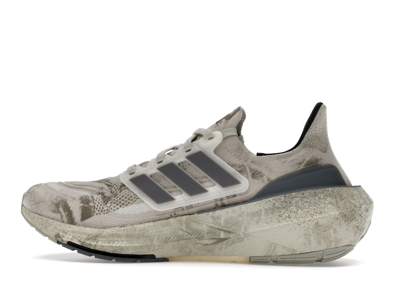 adidas Ultra Boost Light Worn-Out