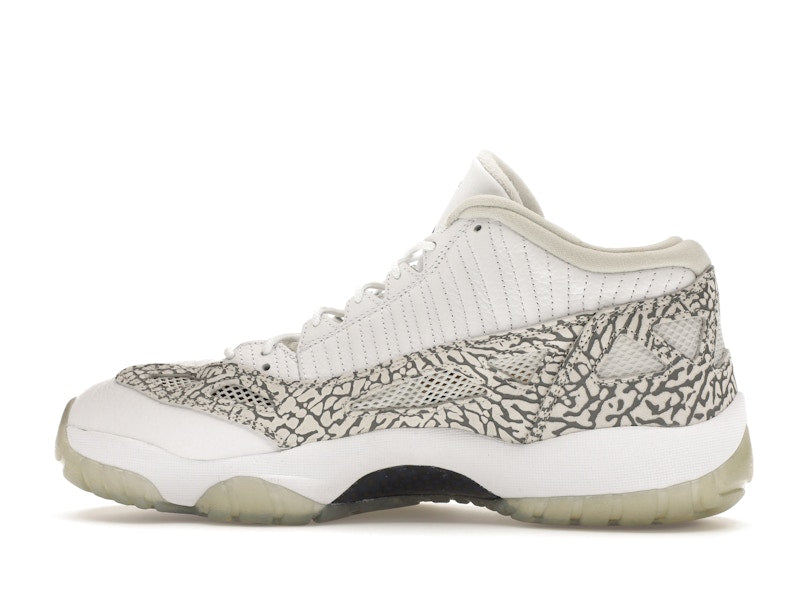 Jordan 11 Retro Low IE Cobalt (2015)