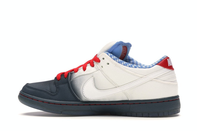 Nike SB Dunk Low Dorothy