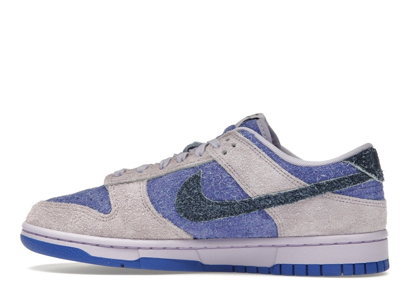 Nike Dunk Low SE Hydrangeas (Women's)
